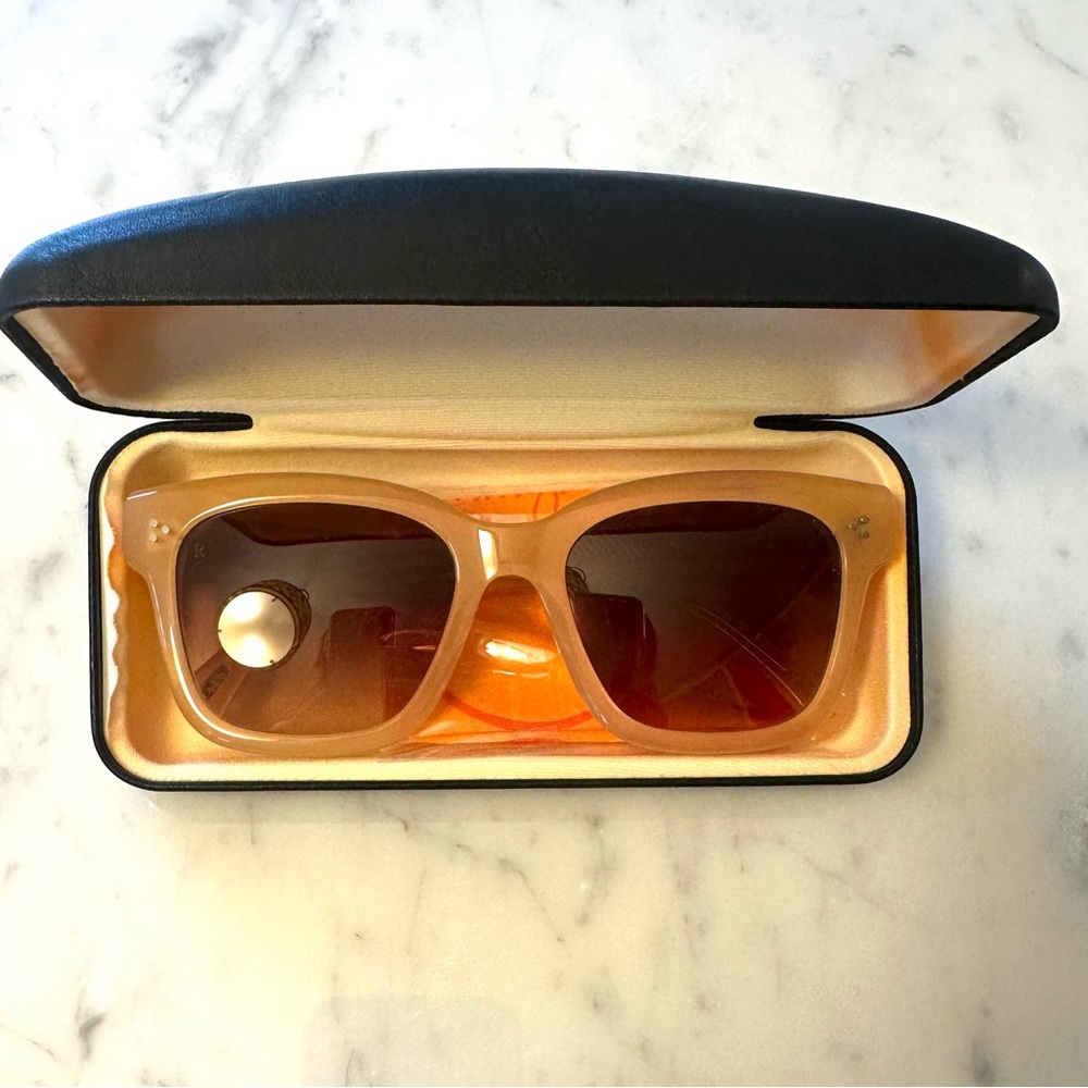Stylish Sunglasses with Case